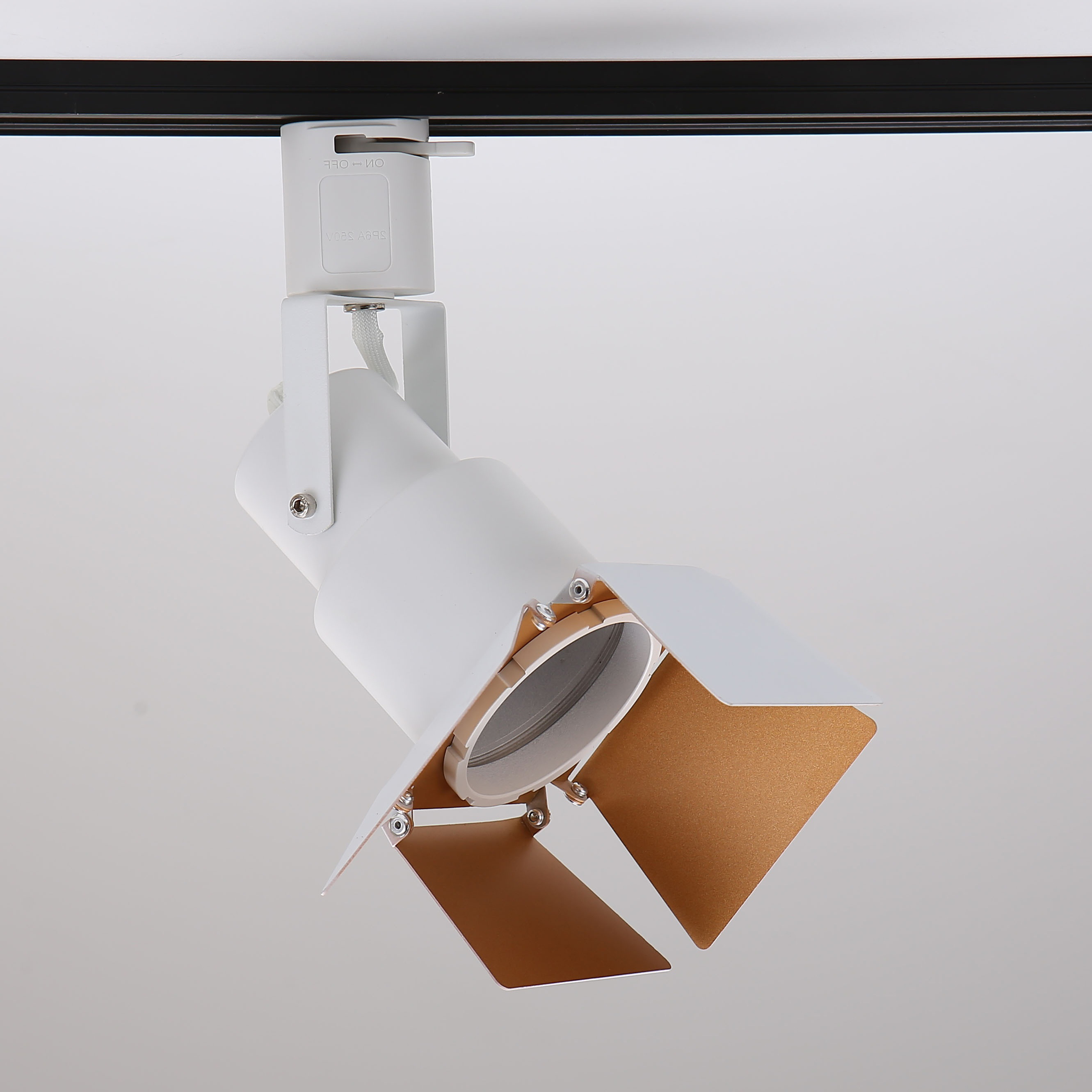 [국내생산] 날개 파20 레일형 백색